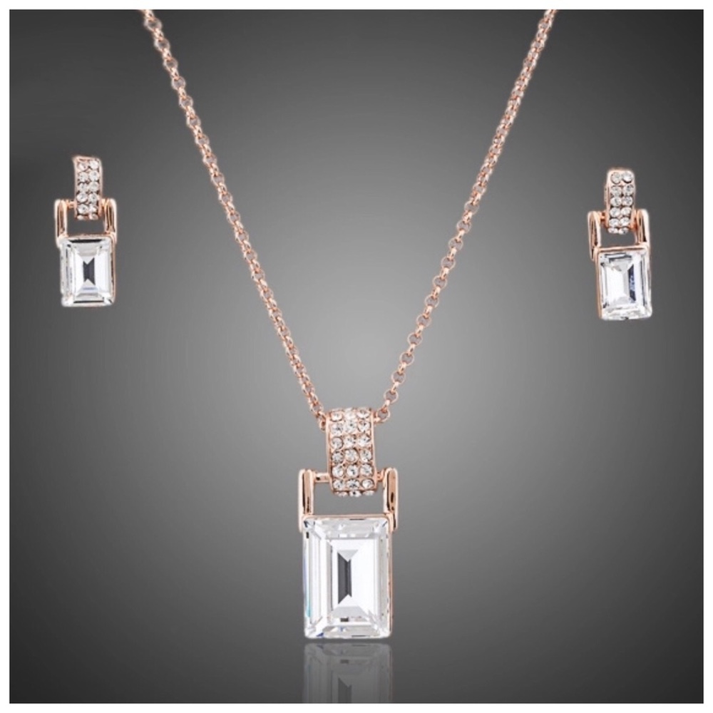 Art Deco Simulated Diamond The Gilda Necklace Set - Picture 3 of 5